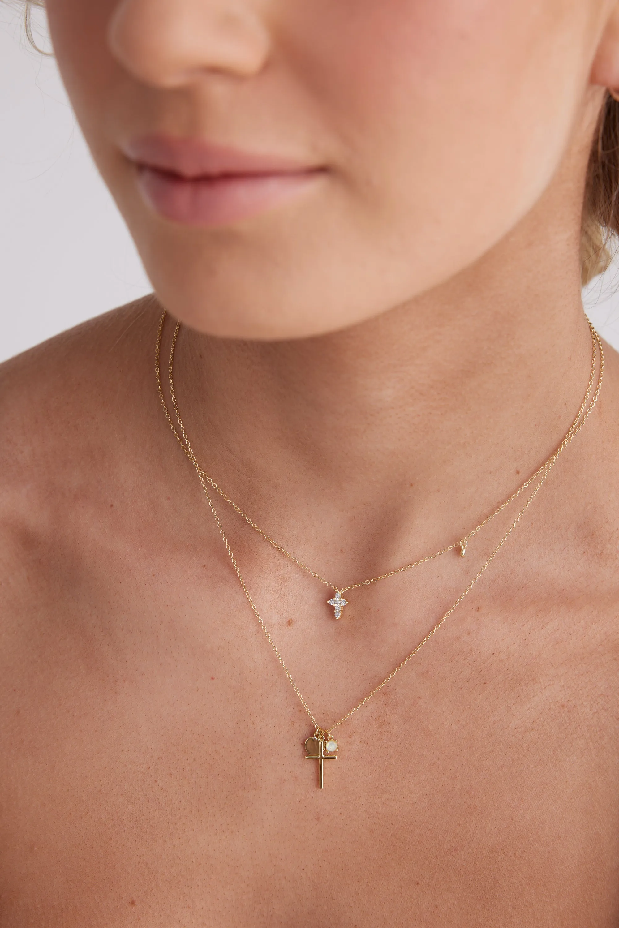 Beth Necklace Gold