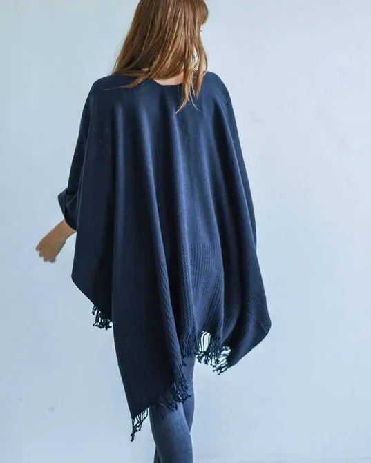 Classic Navy Travel Wrap by Mer Sea