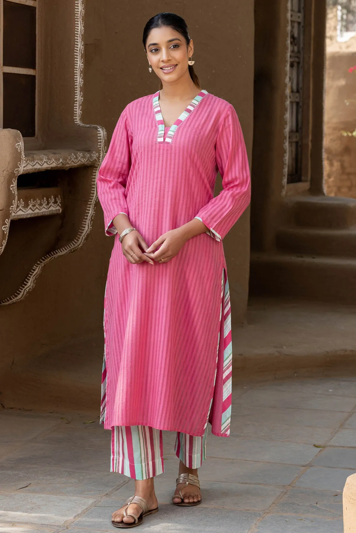 Sorbet V-Neck Kurta