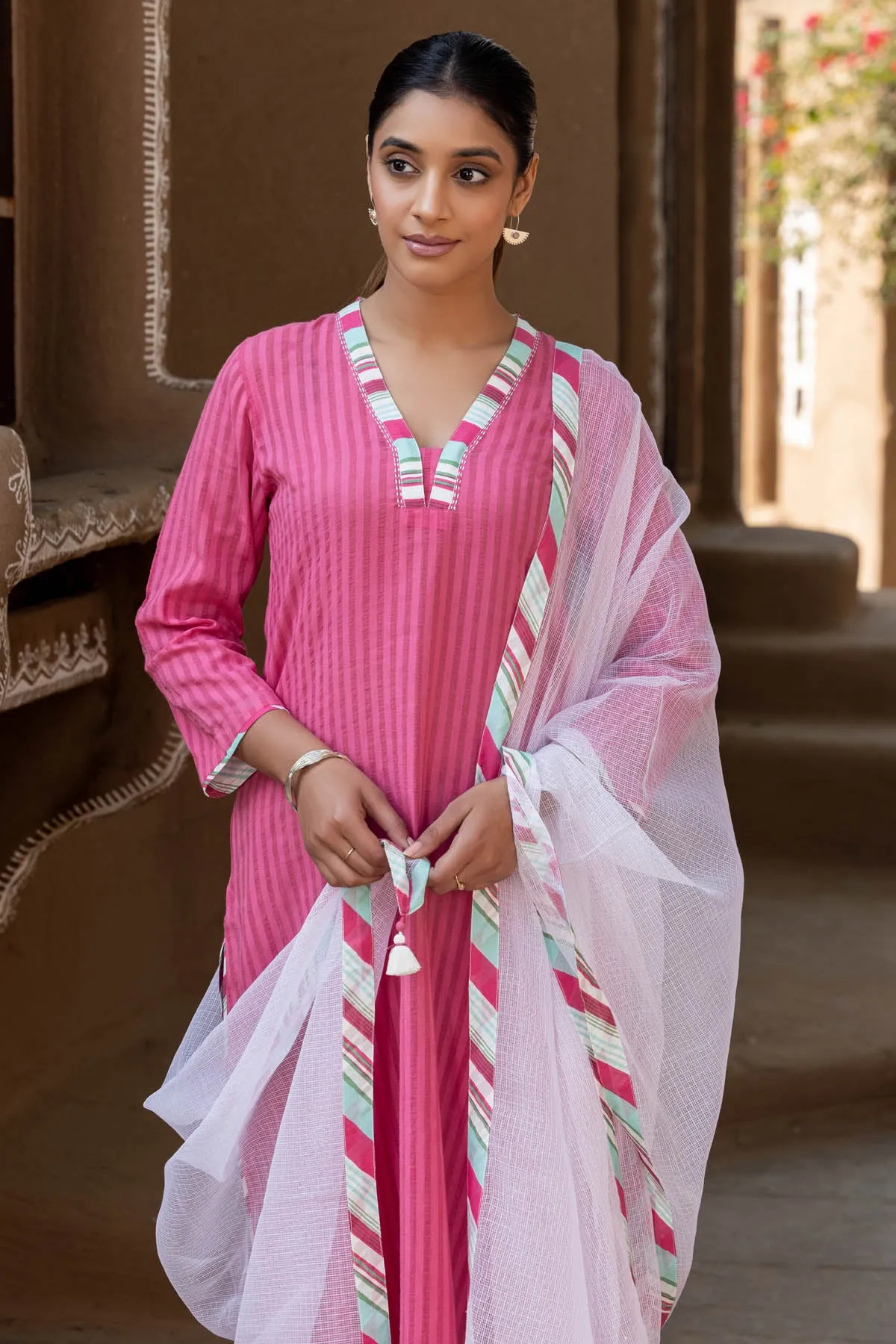 Sorbet V-Neck Kurta